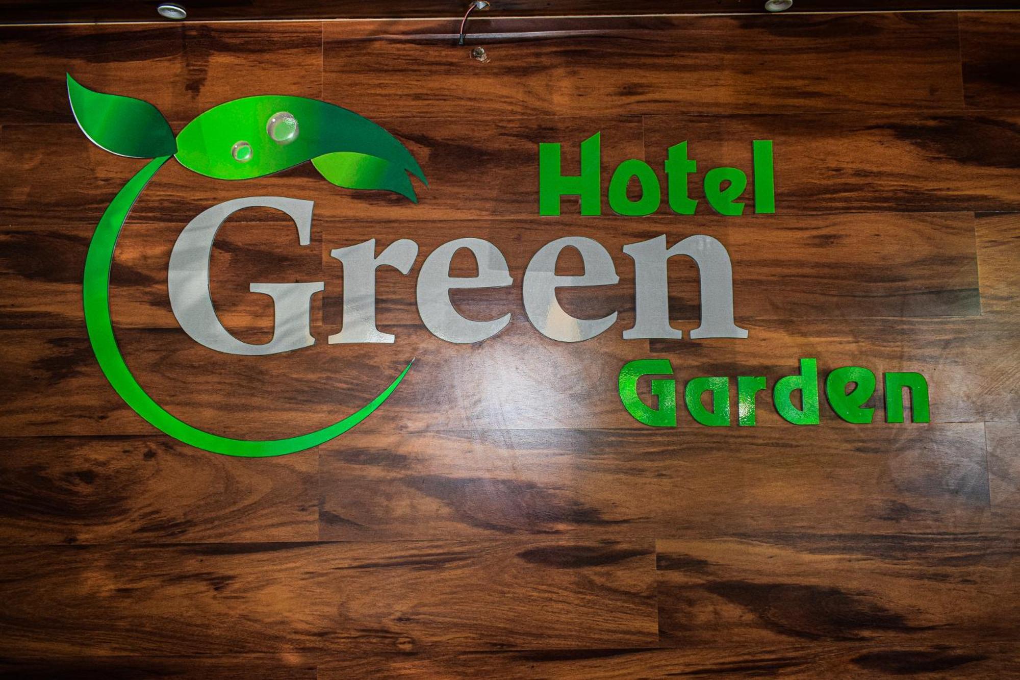 Hotel Green Garden ตรินโคมาลี ภายนอก รูปภาพ